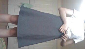 Vídeos porno de nena recibe su apretada vagina